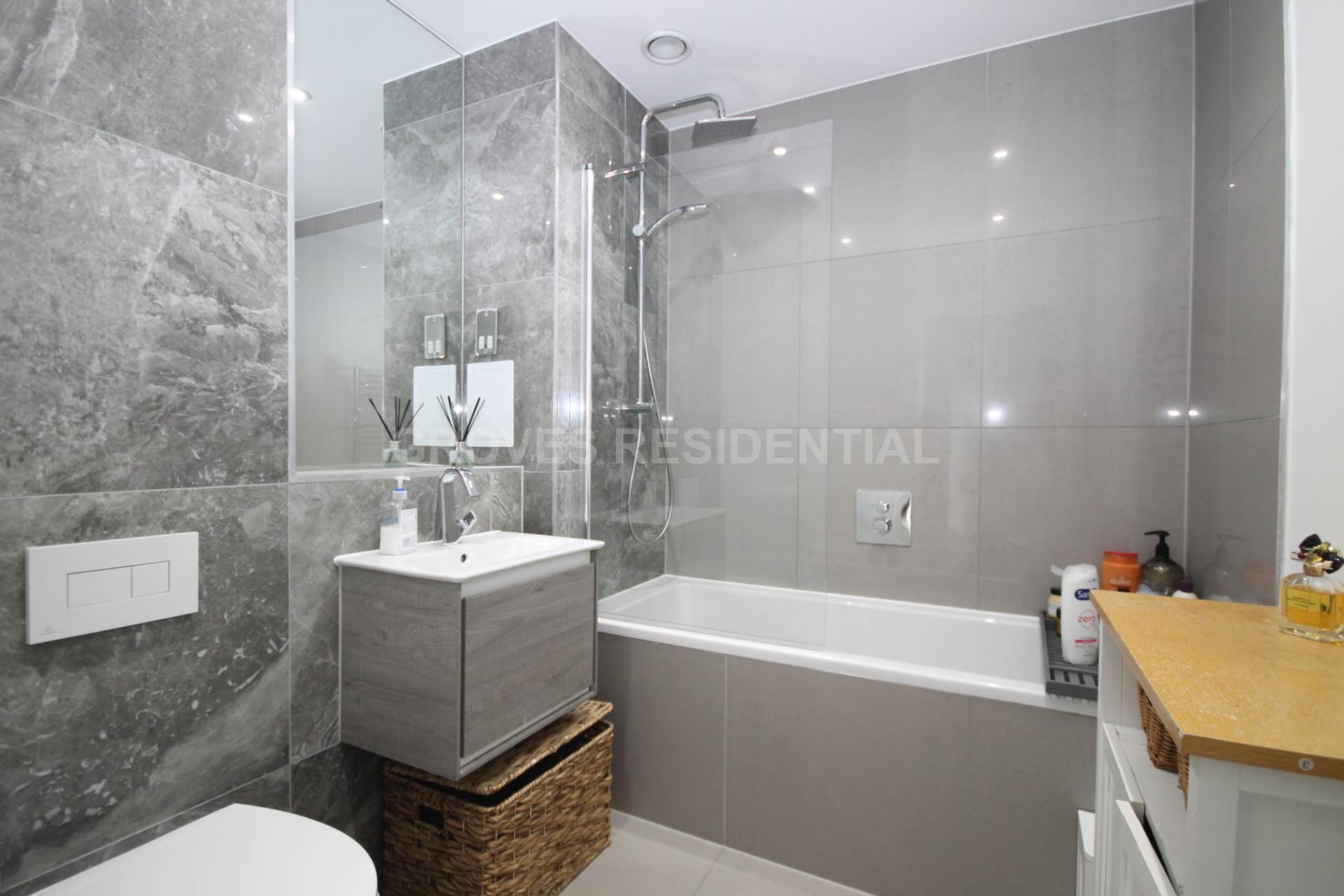 Additional Property Image 1 bedroom Flat for sale in New Malden 10