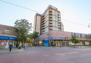 1 bedroom Flat for sale in New Malden