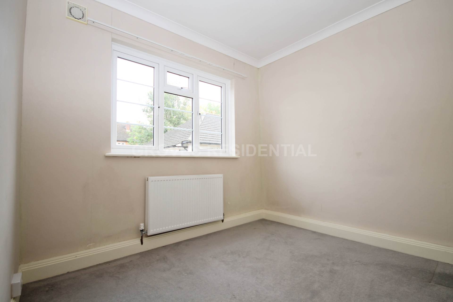 Additional Property Image 2 bedroom Maisonette to rent in New Malden 6