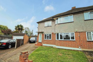 2 bedroom Maisonette to rent in New Malden