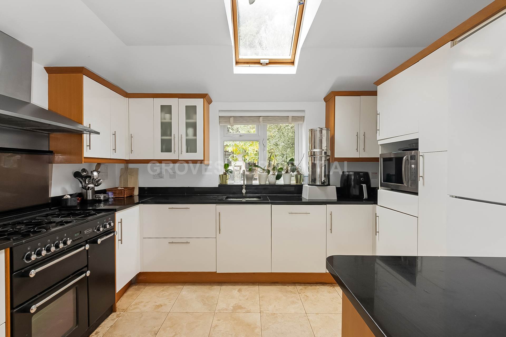 Additional Property Image 5 bedroom Semi Detached for sale in New Malden 4