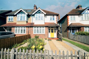 3 bedroom Semi Detached for sale in New Malden