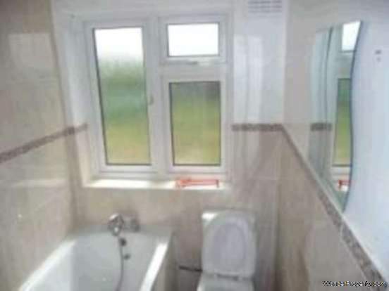 Additional Property Image 2 bedroom Cottage to rent in Ilford 2