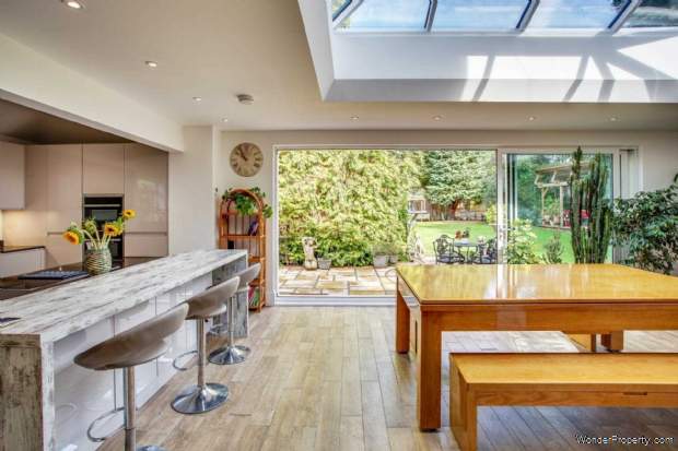 Additional Property Image 5 bedroom Detached for sale in Reading 6