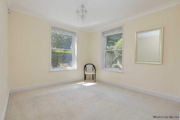 Additional Property Image 2 bedroom Apartment for sale in Reading 6
