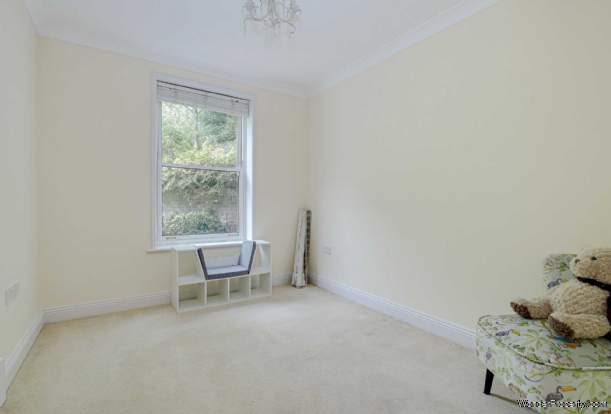 Additional Property Image 2 bedroom Apartment for sale in Reading 7