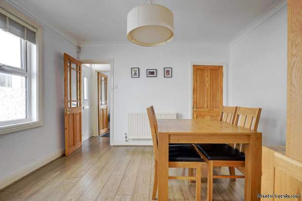 Additional Property Image 3 bedroom Semi Detached for sale in Reading 5