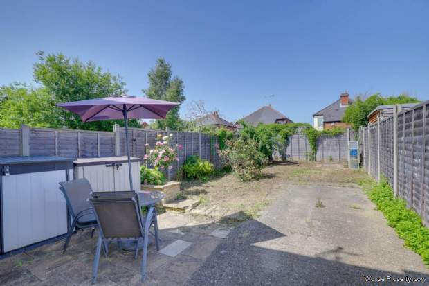 Additional Property Image 3 bedroom Semi Detached for sale in Reading 16