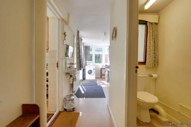 Additional Property Image 3 bedroom Semi Detached for sale in Reading 10