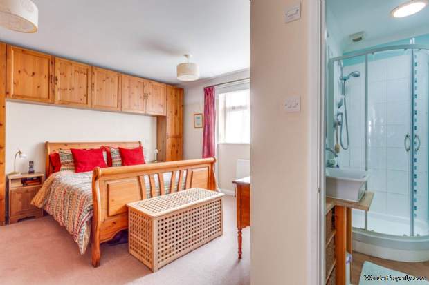 Additional Property Image 5 bedroom Detached for sale in Reading 15