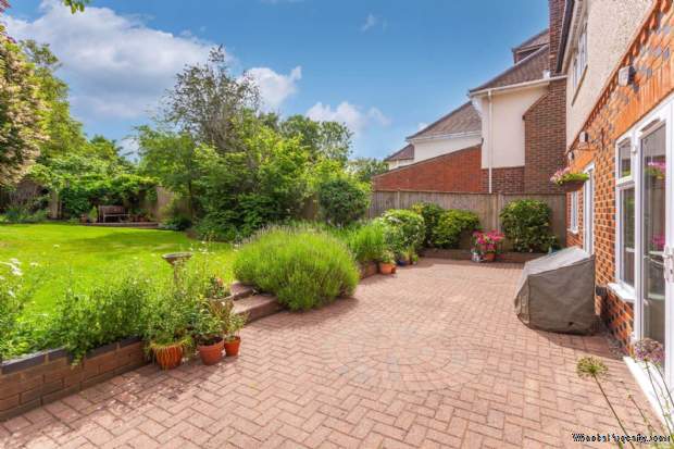 Additional Property Image 5 bedroom Detached for sale in Reading 20