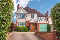 5 bedroom Detached for sale in Reading