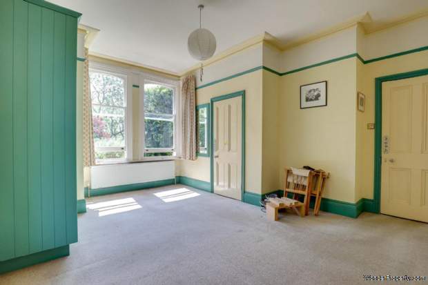 Additional Property Image 2 bedroom Apartment for sale in Reading 3