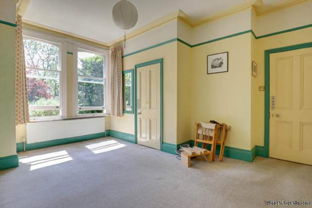 Additional Property Image 2 bedroom Apartment for sale in Reading 8