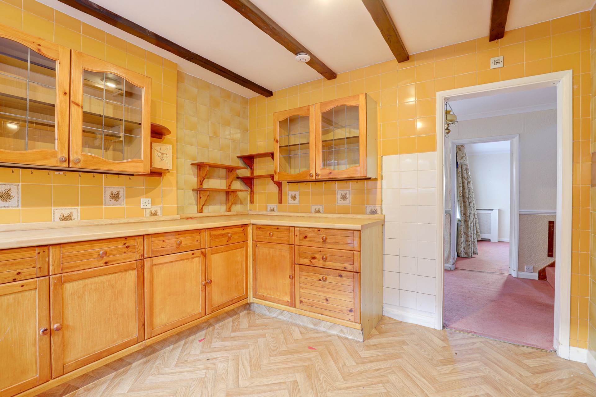 Additional Property Image 4 bedroom Detached Bungalow for sale in Reading 11