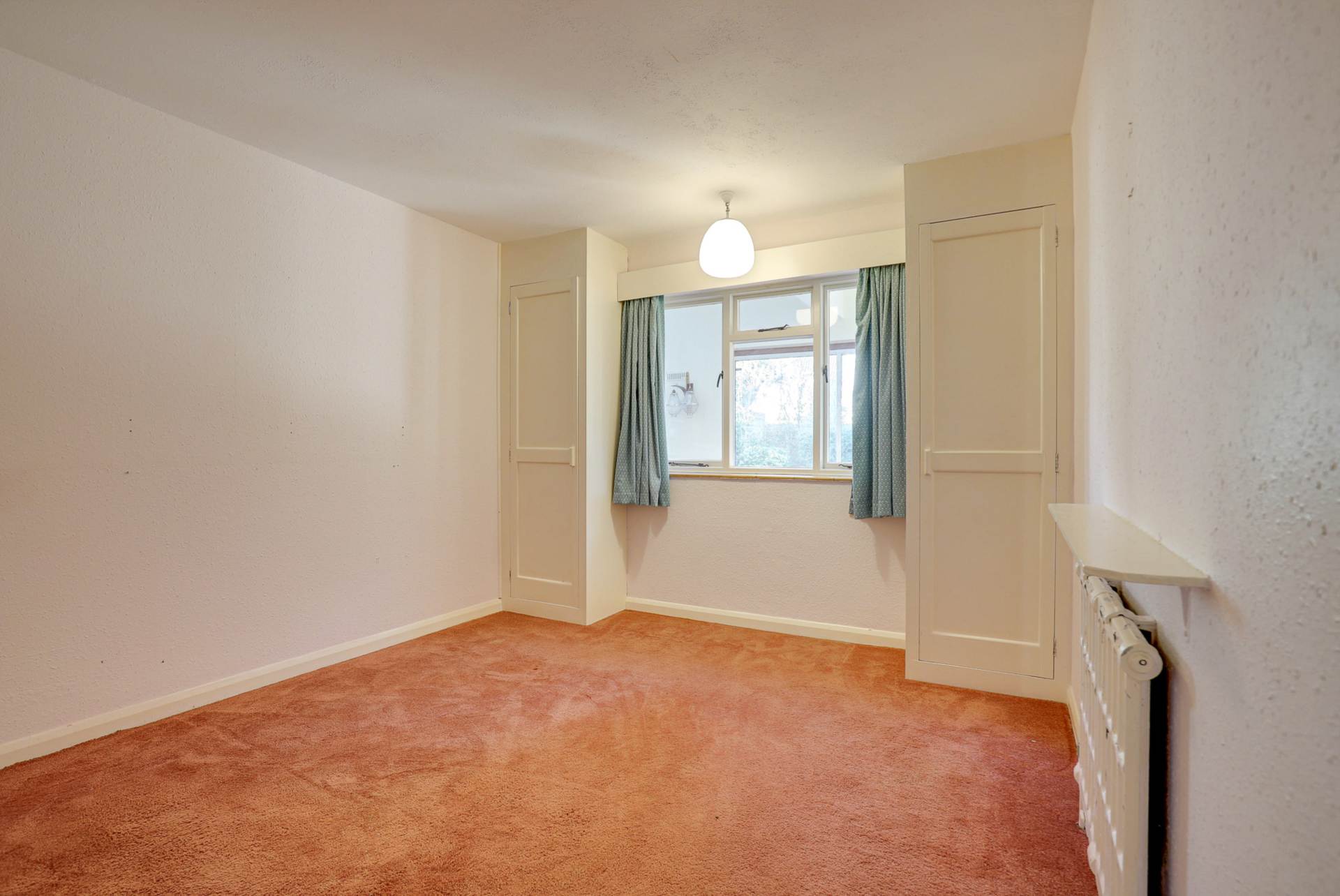 Additional Property Image 4 bedroom Detached Bungalow for sale in Reading 14