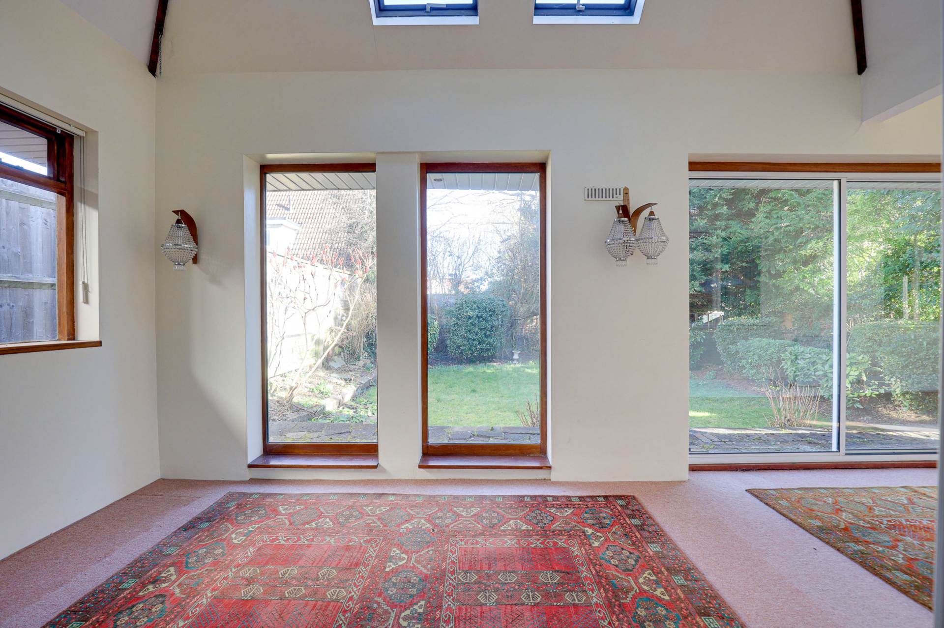 Additional Property Image 4 bedroom Detached Bungalow for sale in Reading 17