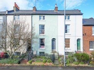 4 bedroom Terraced for sale in Reading