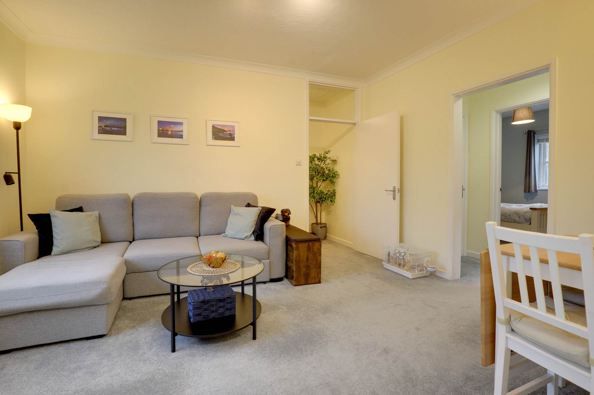 Additional Property Image 2 bedroom Maisonette for sale in Reading 4