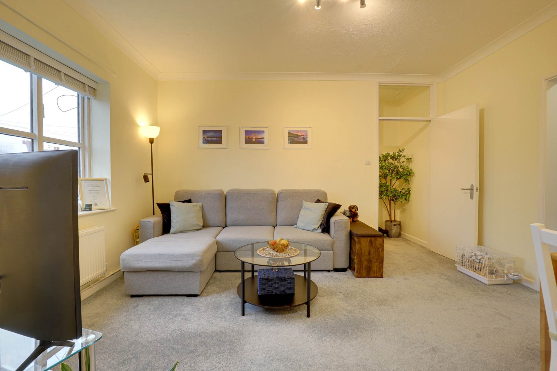 Additional Property Image 2 bedroom Maisonette for sale in Reading 5