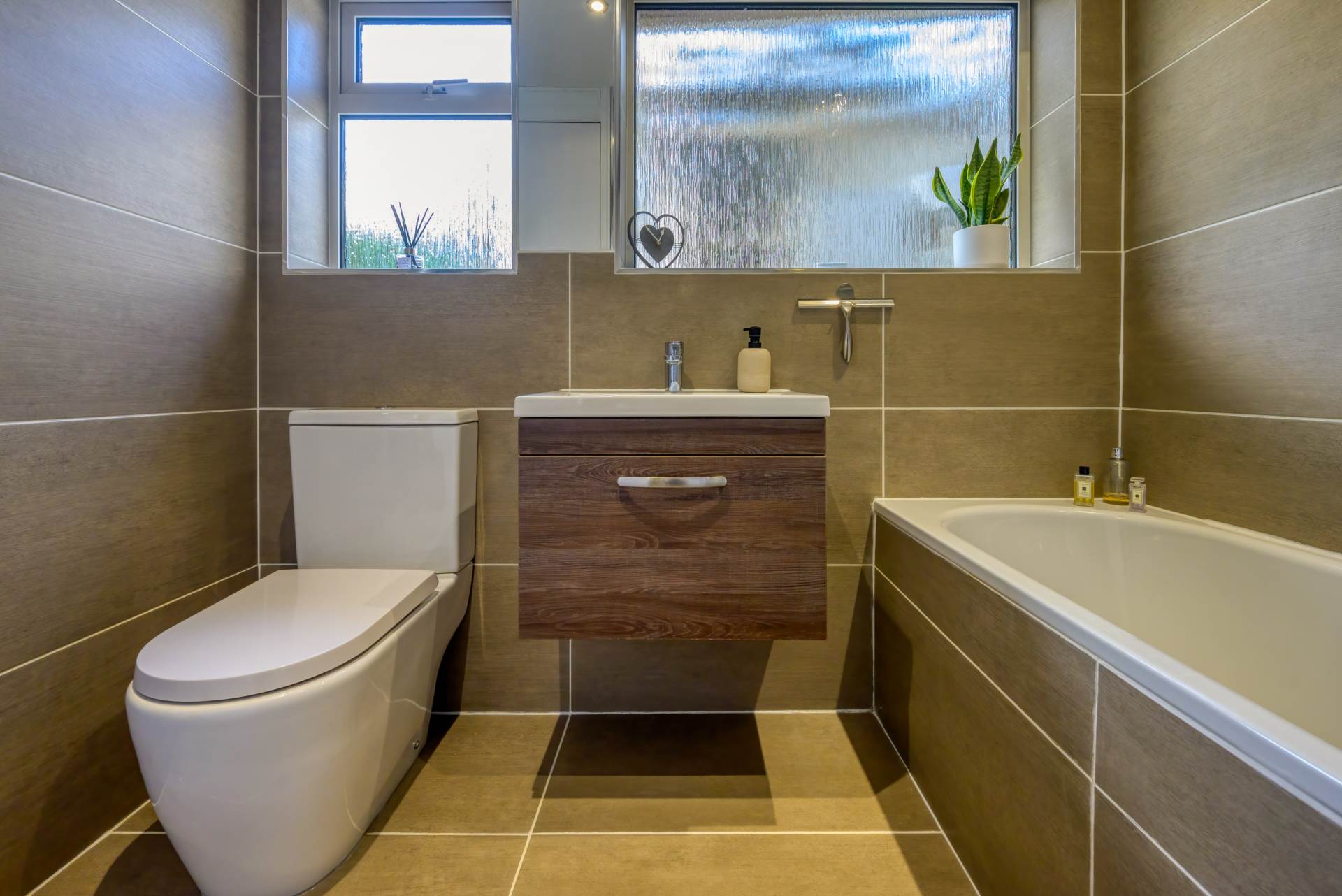 Additional Property Image 3 bedroom Semi Detached for sale in Reading 7