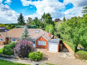 3 bedroom Semi Detached for sale in Reading