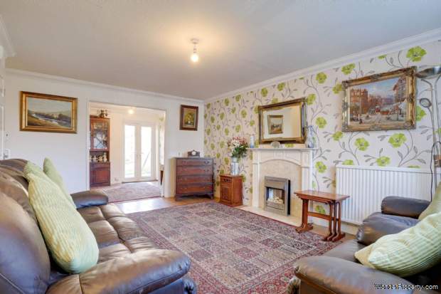 Additional Property Image 3 bedroom Semi Detached for sale in Reading 2