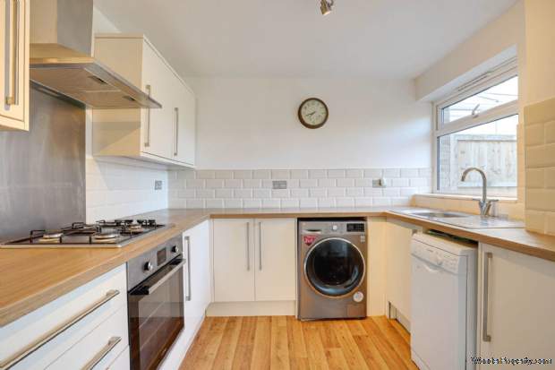 Additional Property Image 3 bedroom Semi Detached for sale in Reading 4