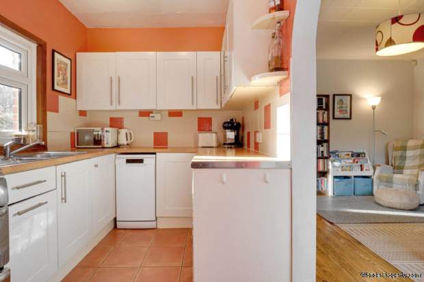 Additional Property Image 3 bedroom Semi Detached for sale in Reading 16