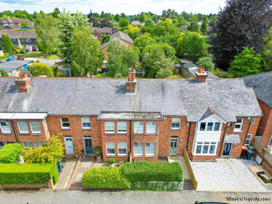 3 bedroom Terraced for sale in Reading