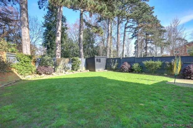 Additional Property Image 4 bedroom Detached for sale in Reading 20