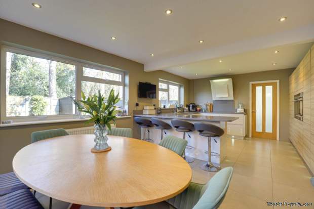 Additional Property Image 4 bedroom Detached for sale in Reading 17