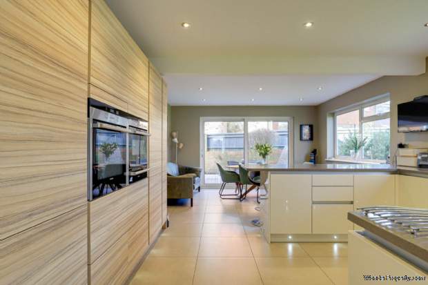 Additional Property Image 4 bedroom Detached for sale in Reading 7