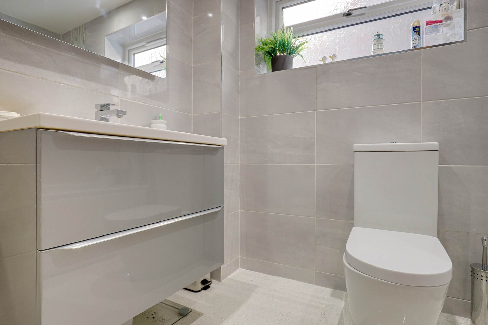 Additional Property Image 4 bedroom Detached for sale in Reading 24