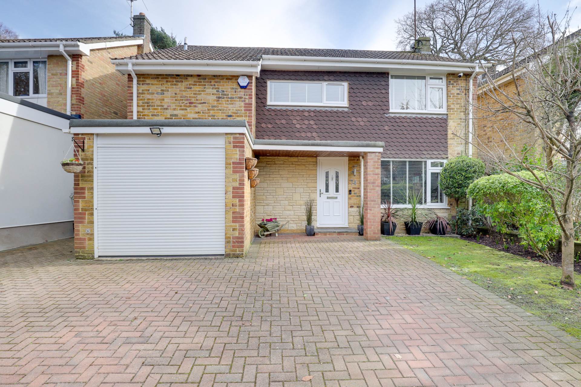 Additional Property Image 4 bedroom Detached for sale in Reading 30