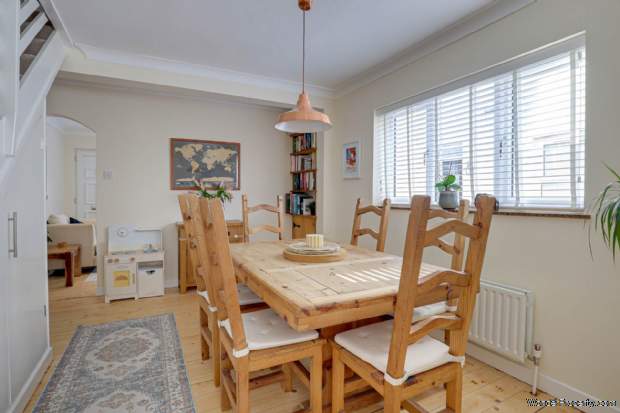 Additional Property Image 3 bedroom Semi Detached for sale in Reading 5