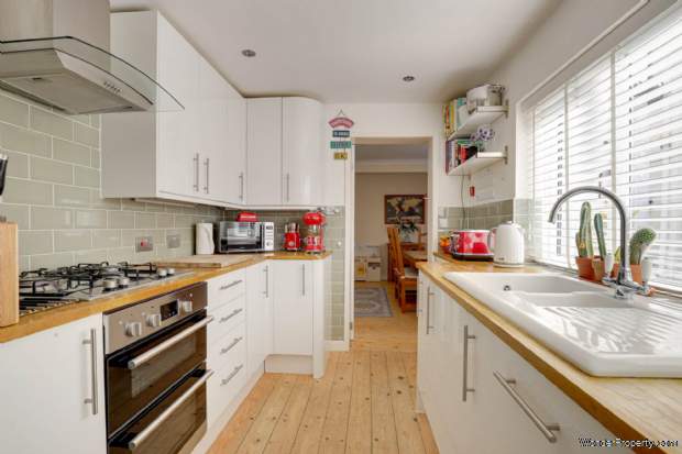 Additional Property Image 3 bedroom Semi Detached for sale in Reading 18