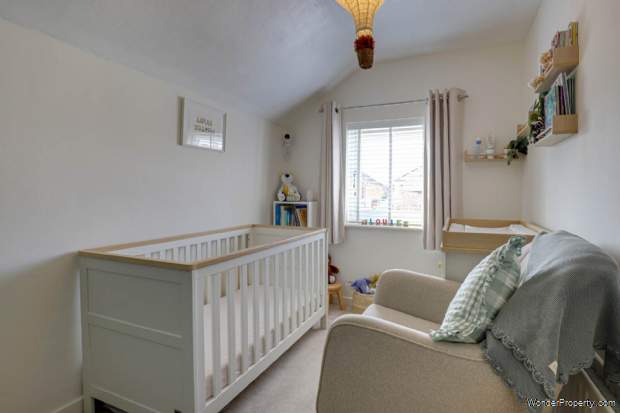 Additional Property Image 3 bedroom Semi Detached for sale in Reading 12