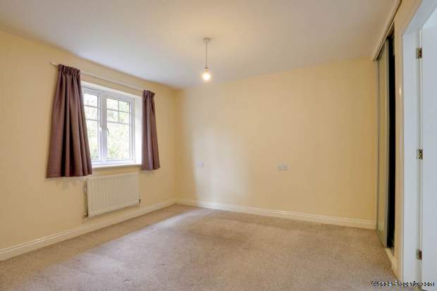 Additional Property Image 6 bedroom Detached for sale in Reading 8