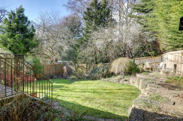 Additional Property Image 3 bedroom Detached for sale in Reading 2