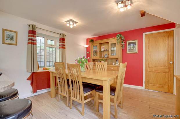 Additional Property Image 3 bedroom Detached for sale in Reading 20