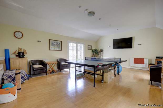 Additional Property Image 3 bedroom Detached for sale in Reading 7