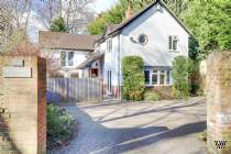 3 bedroom Detached for sale in Reading
