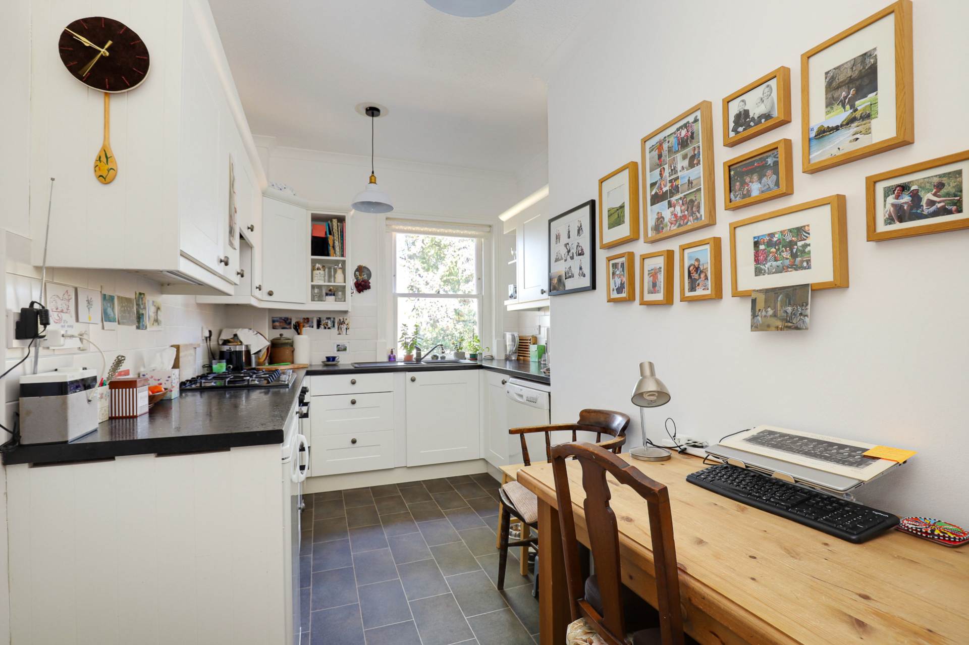 Additional Property Image 2 bedroom Apartment for sale in Reading 5