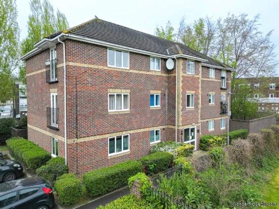 Additional Property Image 2 bedroom Apartment for sale in Reading 5