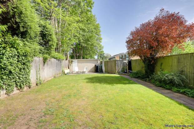 Additional Property Image 3 bedroom End of Terrace for sale in Reading 2