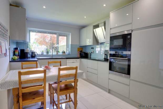 Additional Property Image 3 bedroom End of Terrace for sale in Reading 18