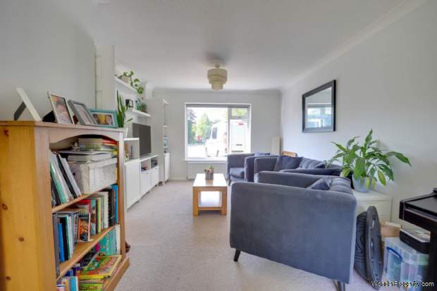 Additional Property Image 3 bedroom End of Terrace for sale in Reading 9