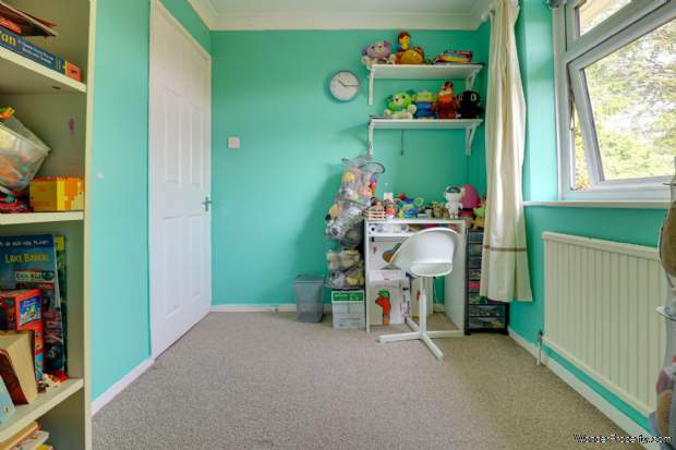 Additional Property Image 3 bedroom End of Terrace for sale in Reading 8