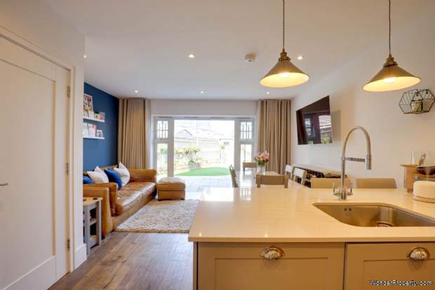 Additional Property Image 4 bedroom Town House for sale in Reading 20
